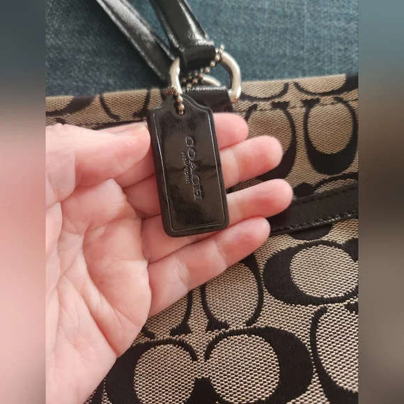 Coach Signature Tote (Vintage) - Picture 2 of 10